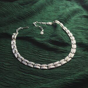 Vintage 50s Coro Silver Textured Square Panel Geometric Chain Choker Necklace